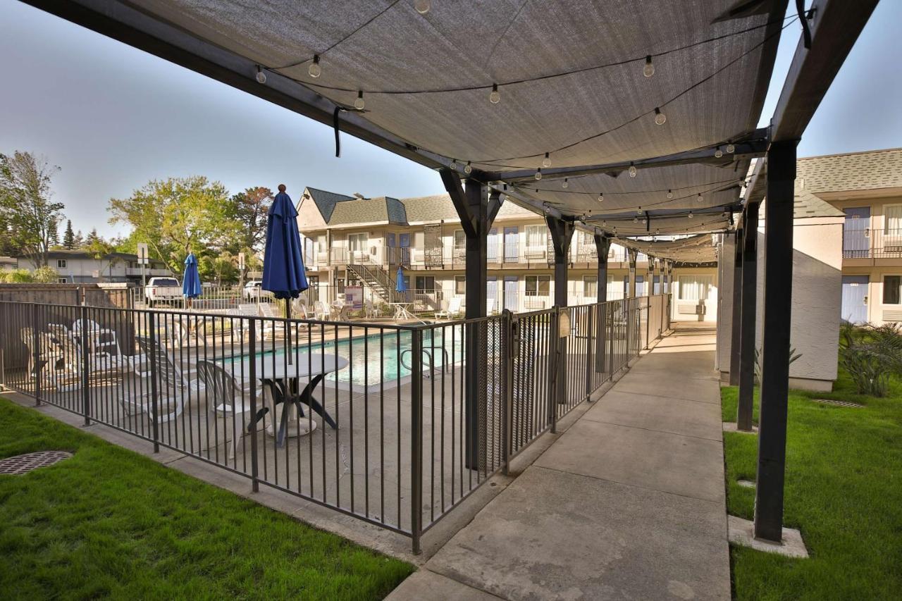 Motel 6-Sacramento, Ca - Central Dış mekan fotoğraf