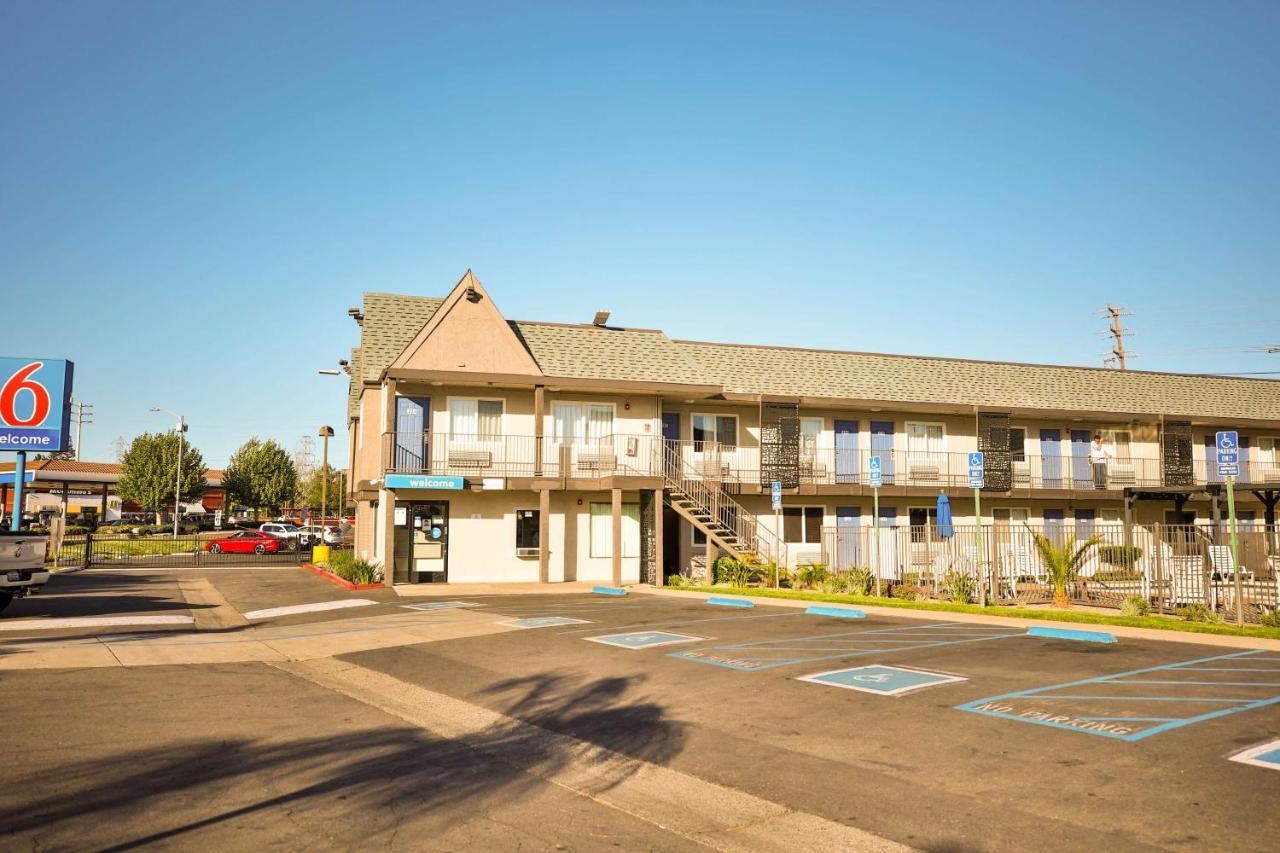 Motel 6-Sacramento, Ca - Central Dış mekan fotoğraf