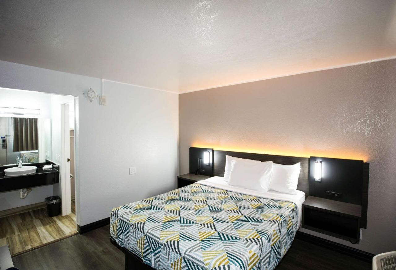 Motel 6-Sacramento, Ca - Central Dış mekan fotoğraf