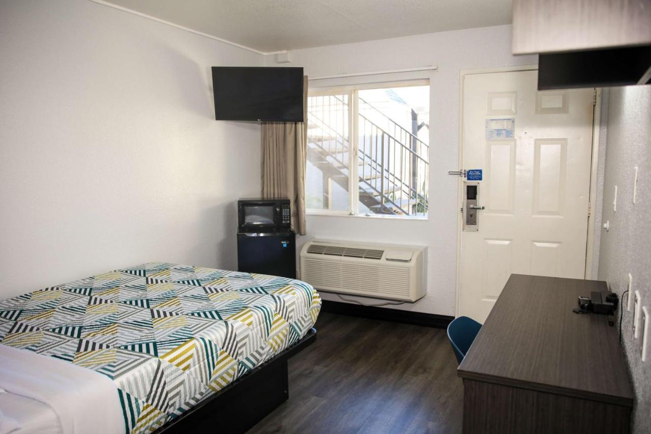 Motel 6-Sacramento, Ca - Central Dış mekan fotoğraf