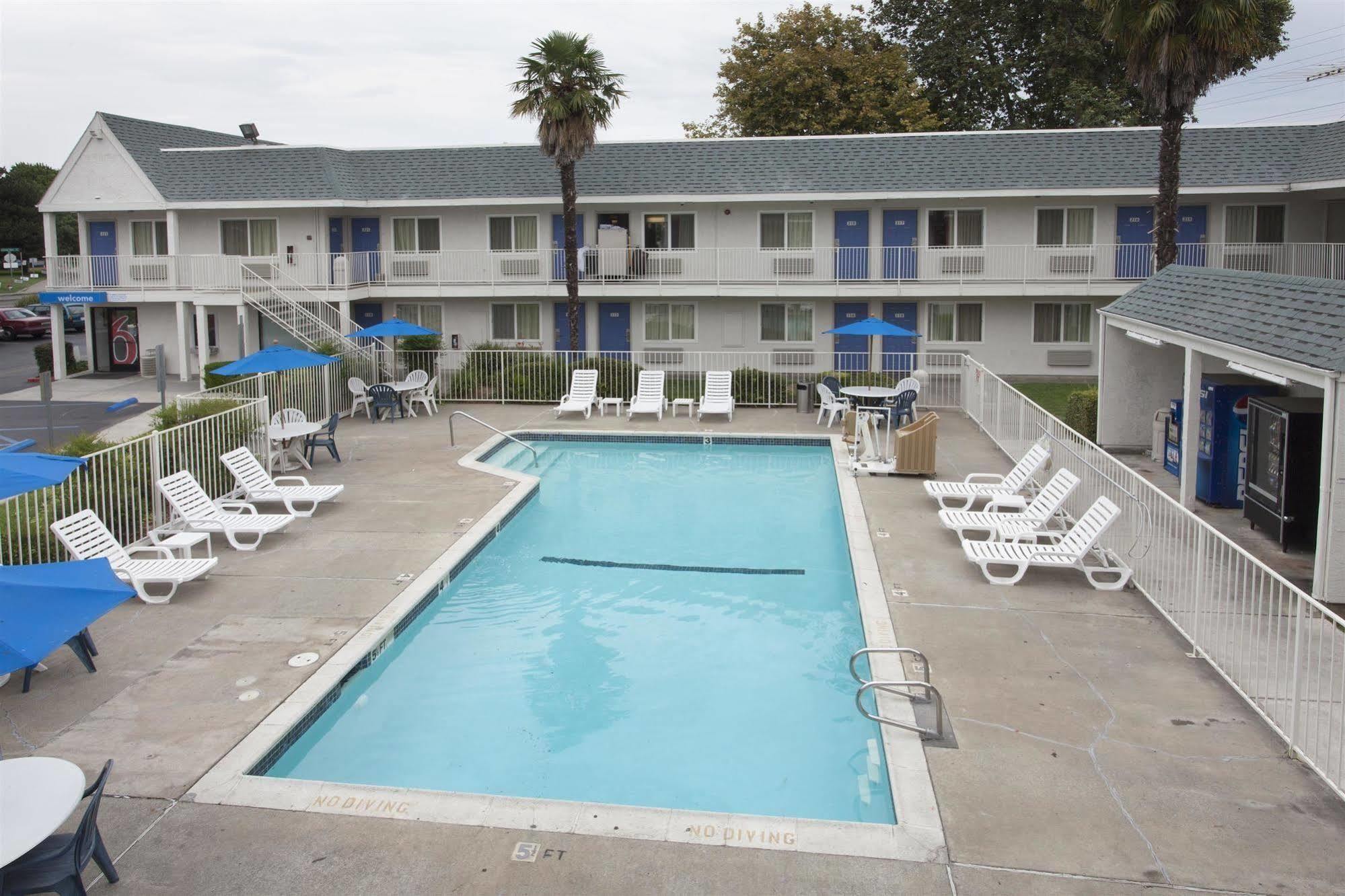 Motel 6-Sacramento, Ca - Central Dış mekan fotoğraf